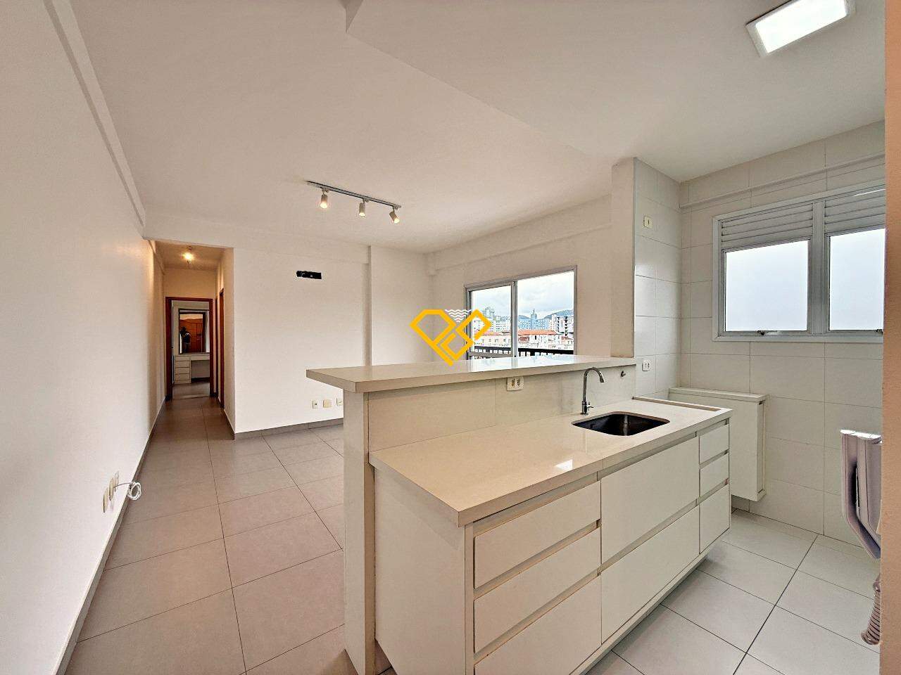 Apartamento à venda no Encruzilhada: Cozinha