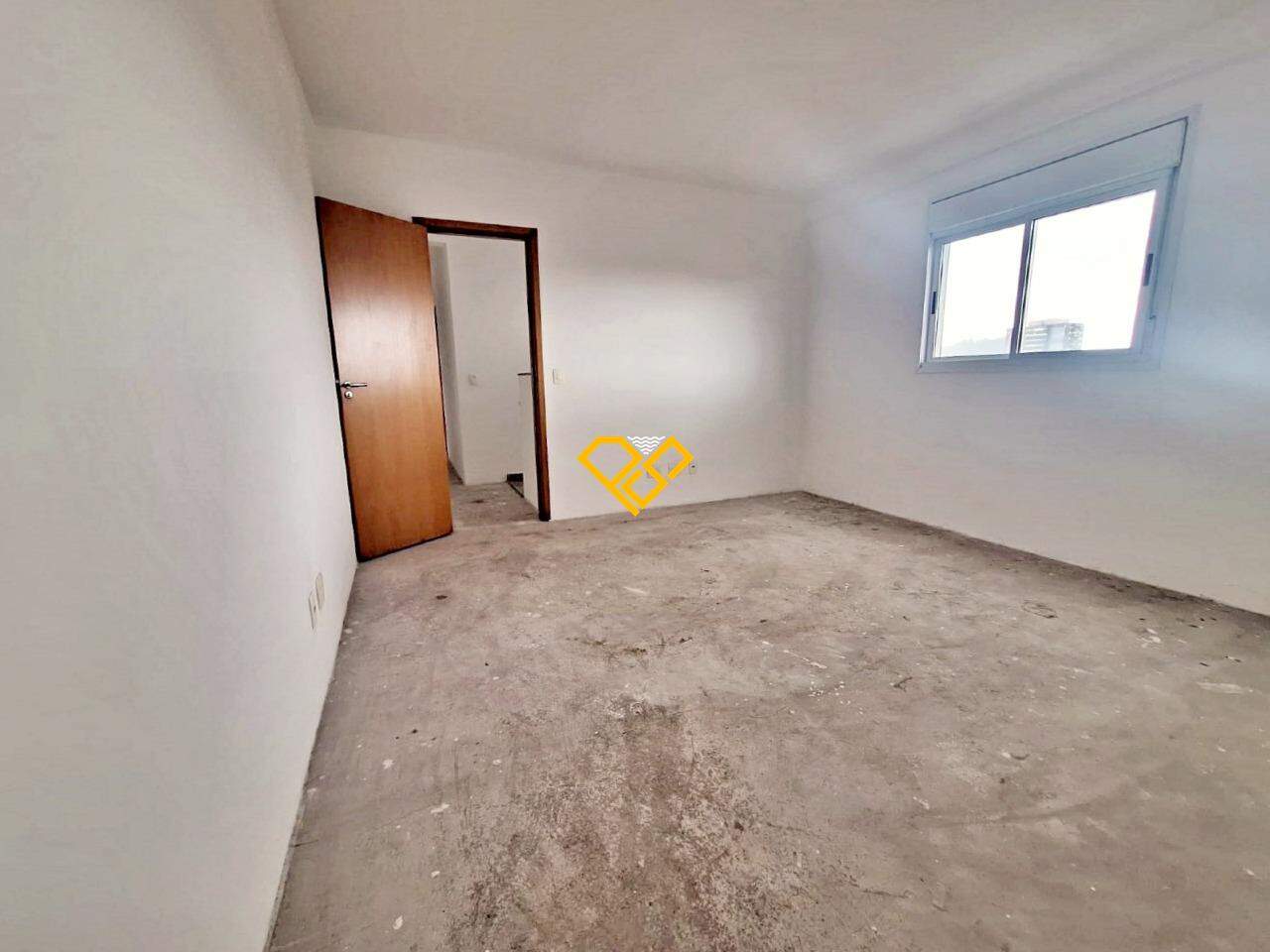 Apartamento à venda no Encruzilhada: Dormitório 1 - suíte
