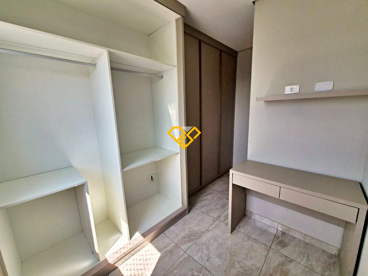 Apartamento à venda no Macuco: Dormitório 2
