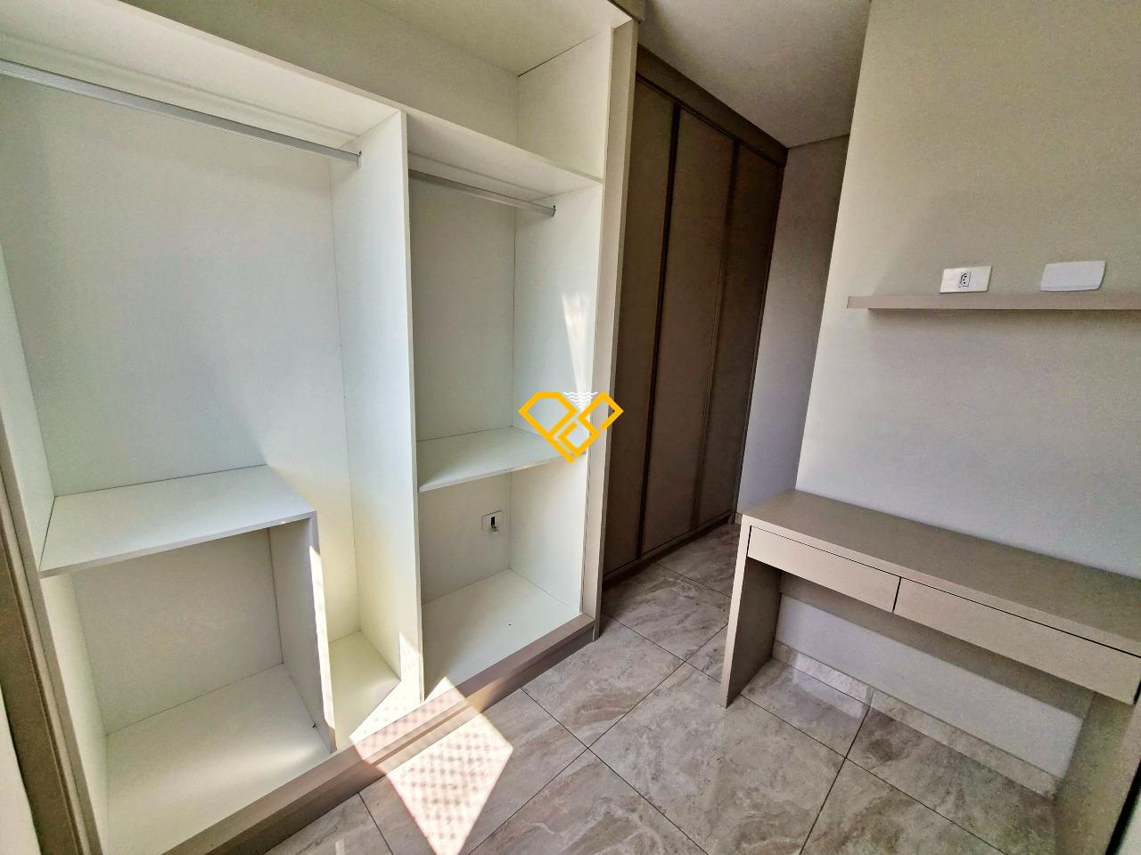 Apartamento à venda no Macuco: Dormitório 2