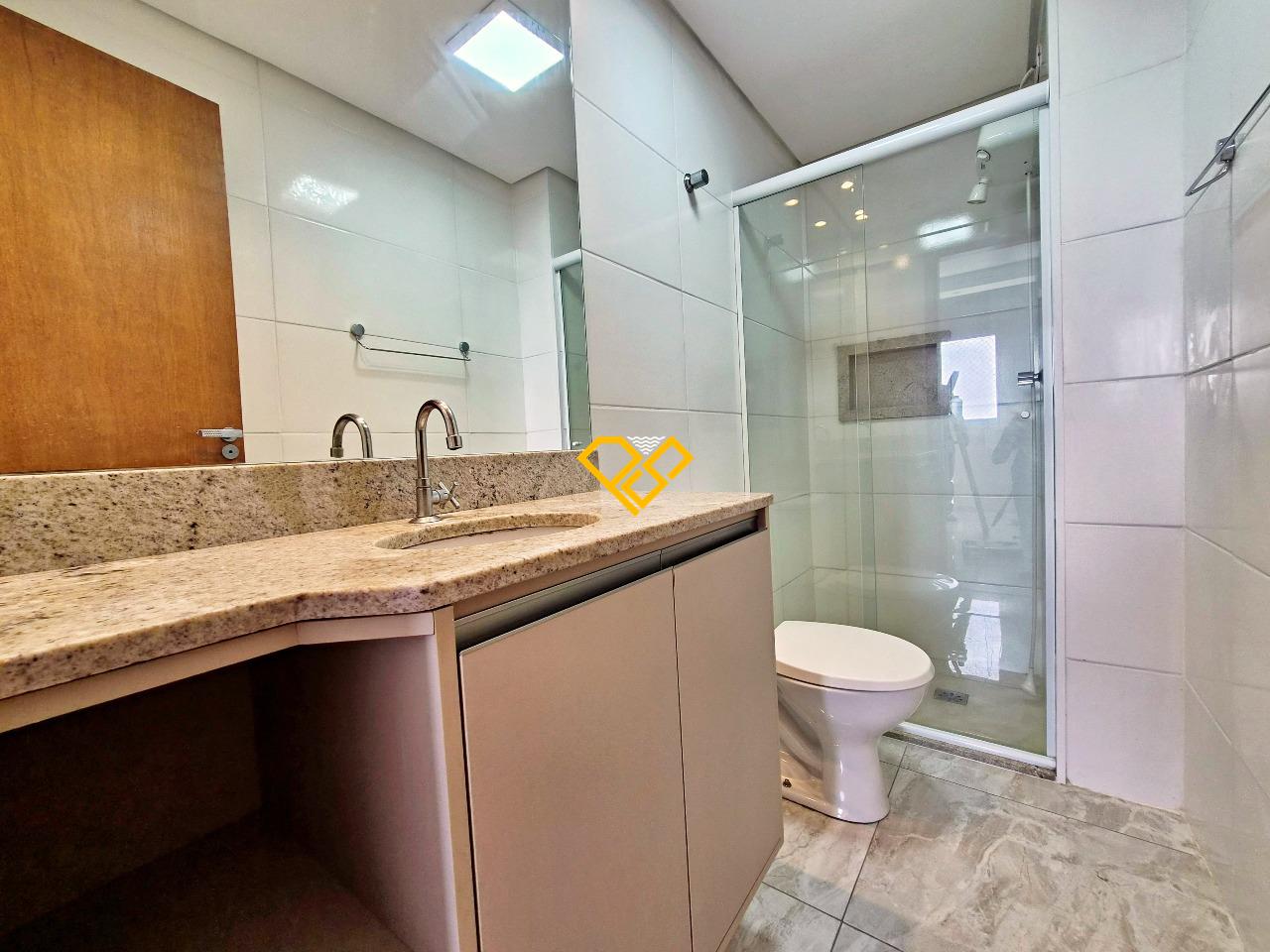 Apartamento à venda no Macuco: Wc suíte