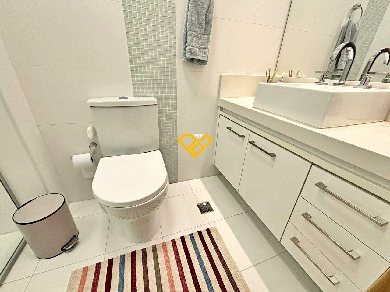 Apartamento à venda no Embaré: Wc suíte 2