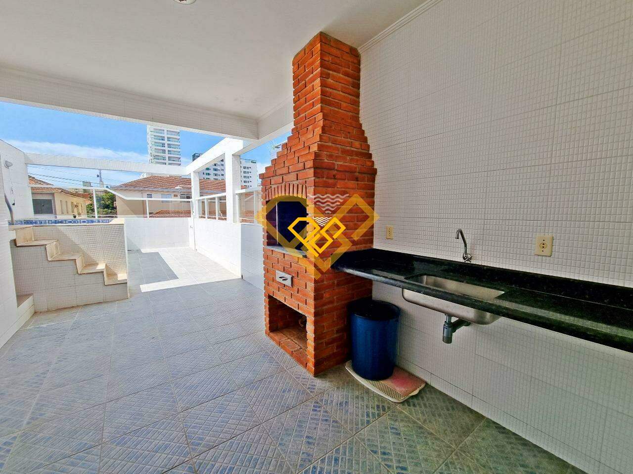 Casa à venda no Embaré: lazer