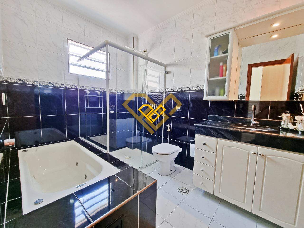 Casa à venda no Embaré: wc suíte 3