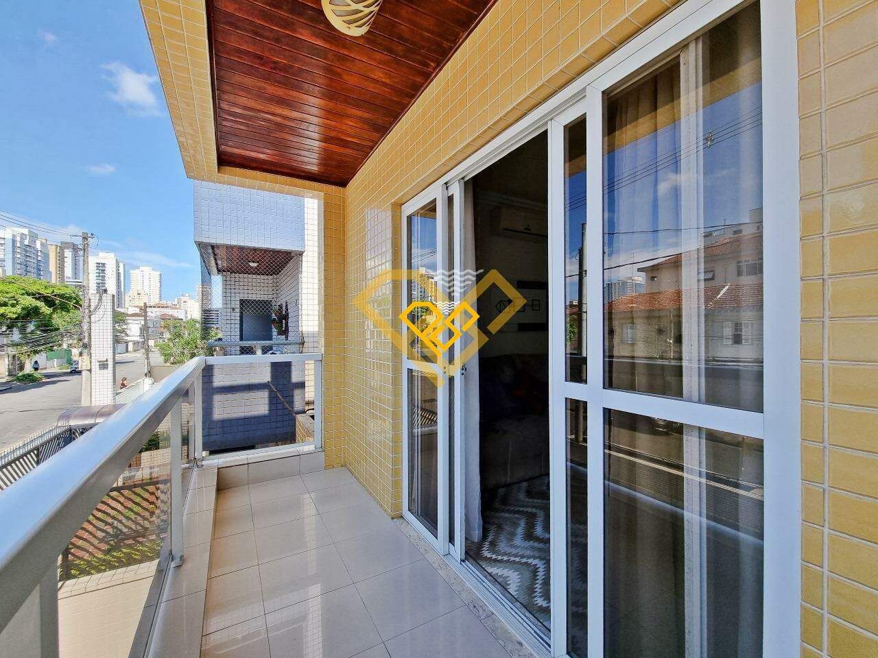 Casa à venda no Embaré: varanda