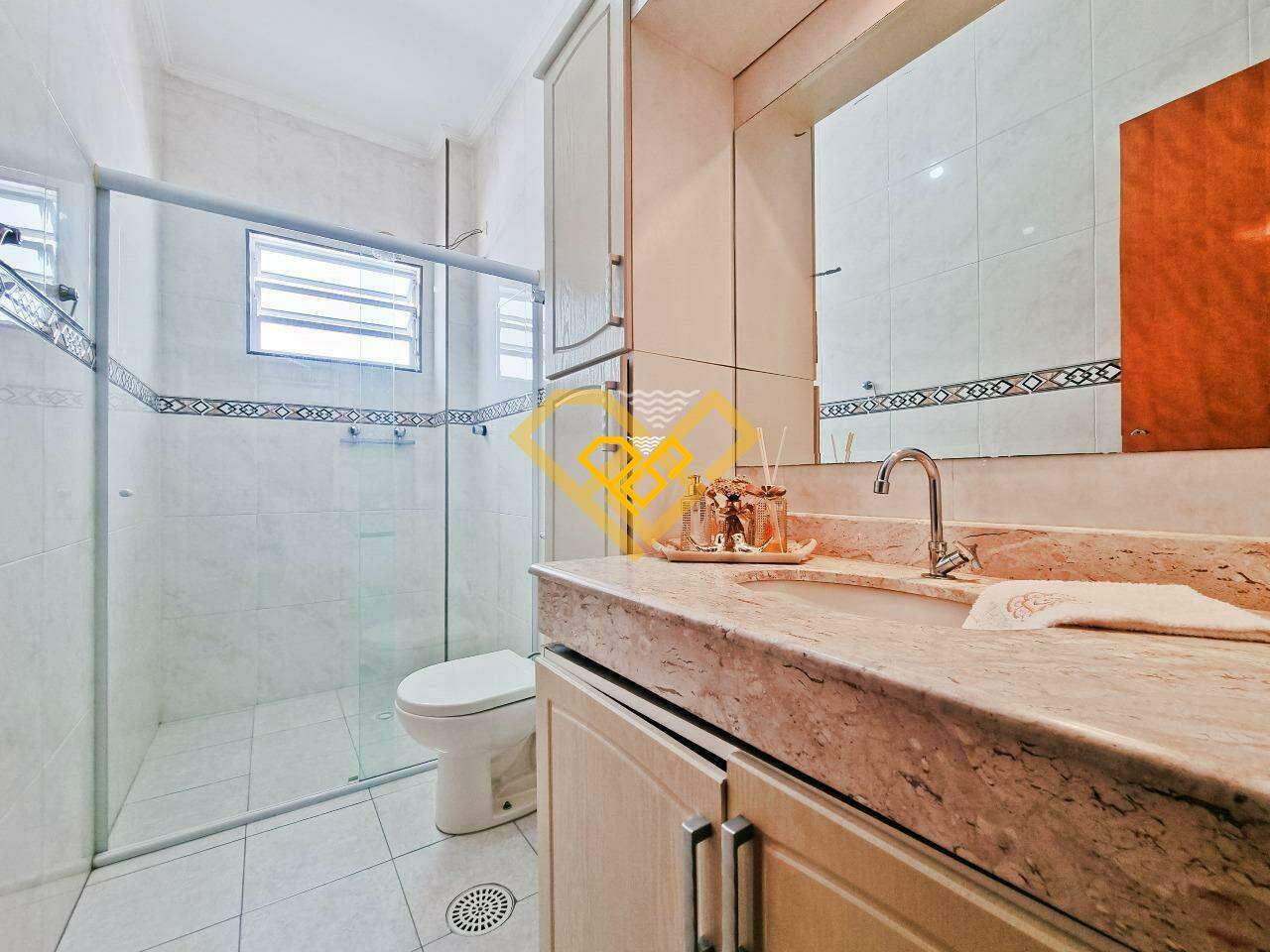 Casa à venda no Embaré: wc suíte 2