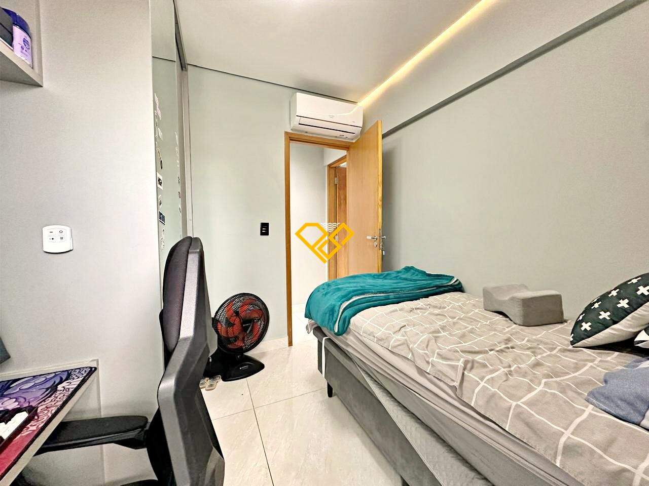Apartamento à venda no Macuco: Dormitório 2