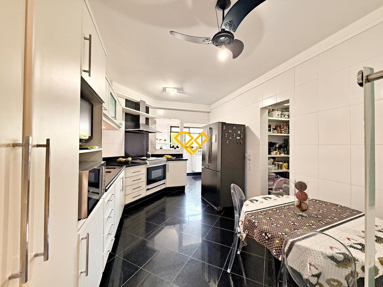 Apartamento à venda no Gonzaga: Cozinha