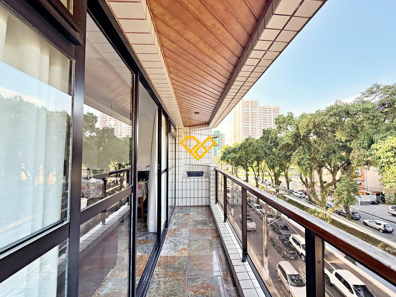 Apartamento à venda no Gonzaga: Varanda