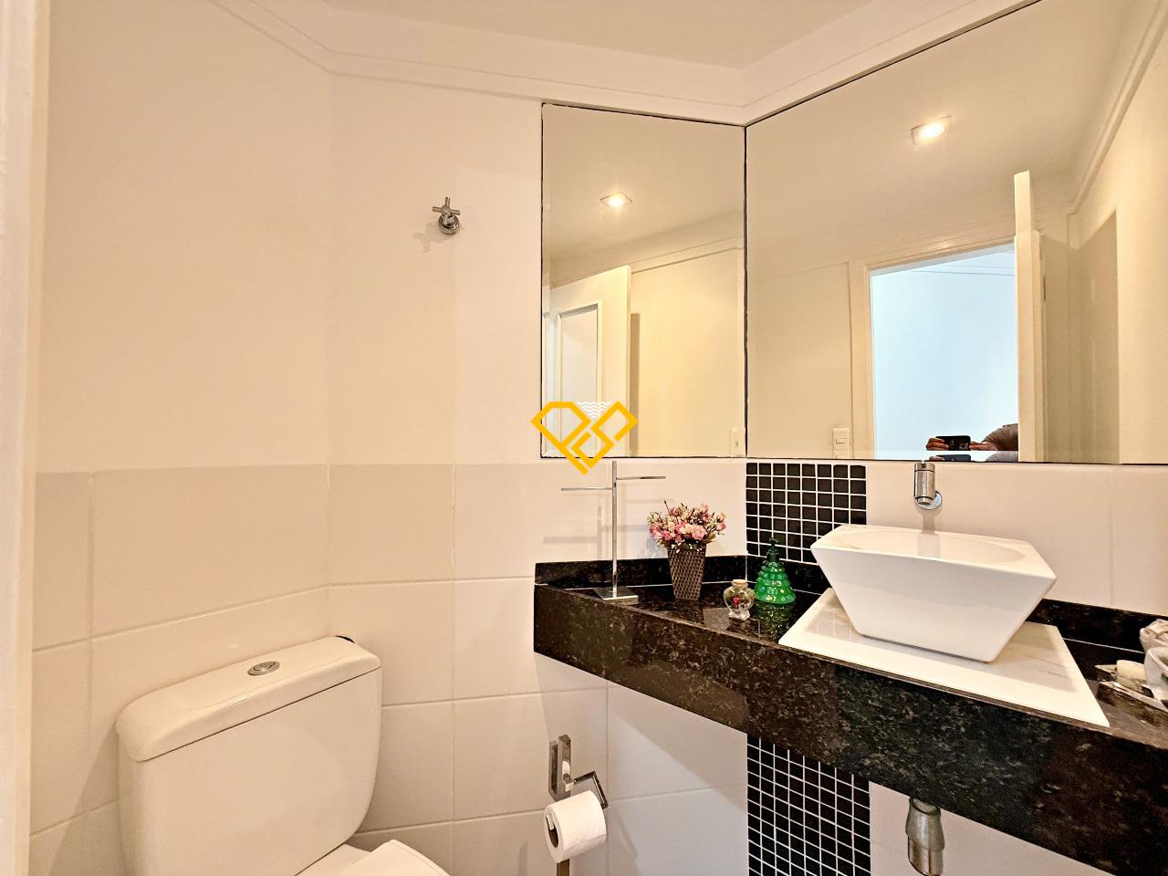 Apartamento à venda no Gonzaga: Lavabo