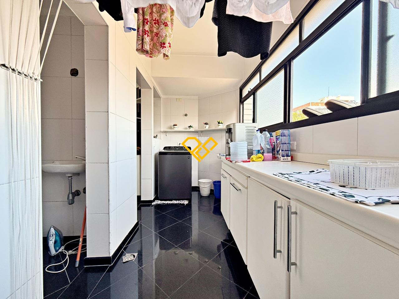 Apartamento à venda no Gonzaga: Área de serviço