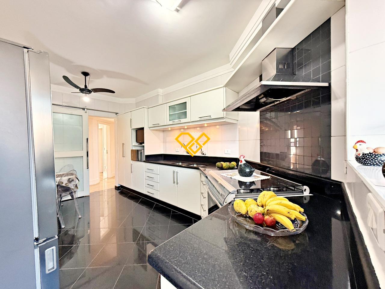 Apartamento à venda no Gonzaga: Cozinha