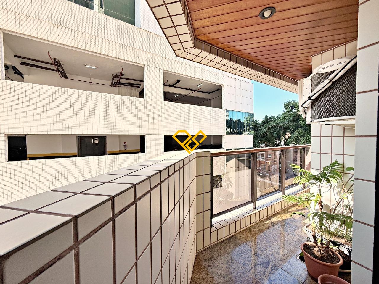 Apartamento à venda no Gonzaga: Varanda