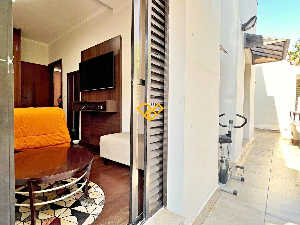 Sobrado à venda no José Menino: