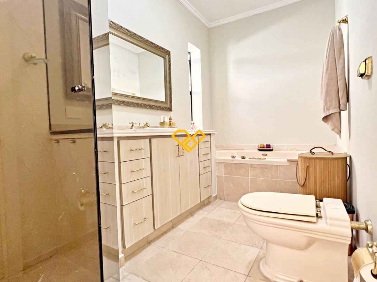 Sobrado à venda no José Menino: