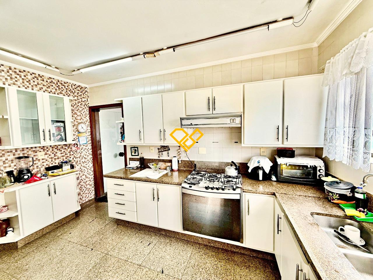 Sobrado à venda no José Menino: