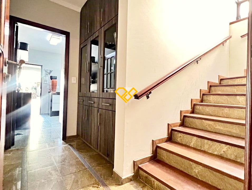 Sobrado à venda no José Menino: