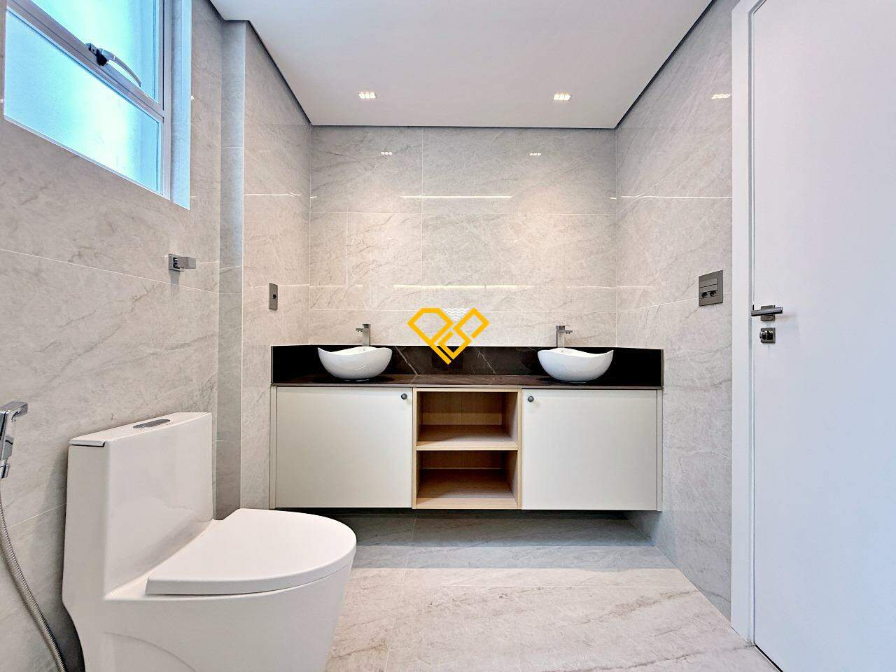 Apartamento à venda no Gonzaga: Wc suíte 1 master
