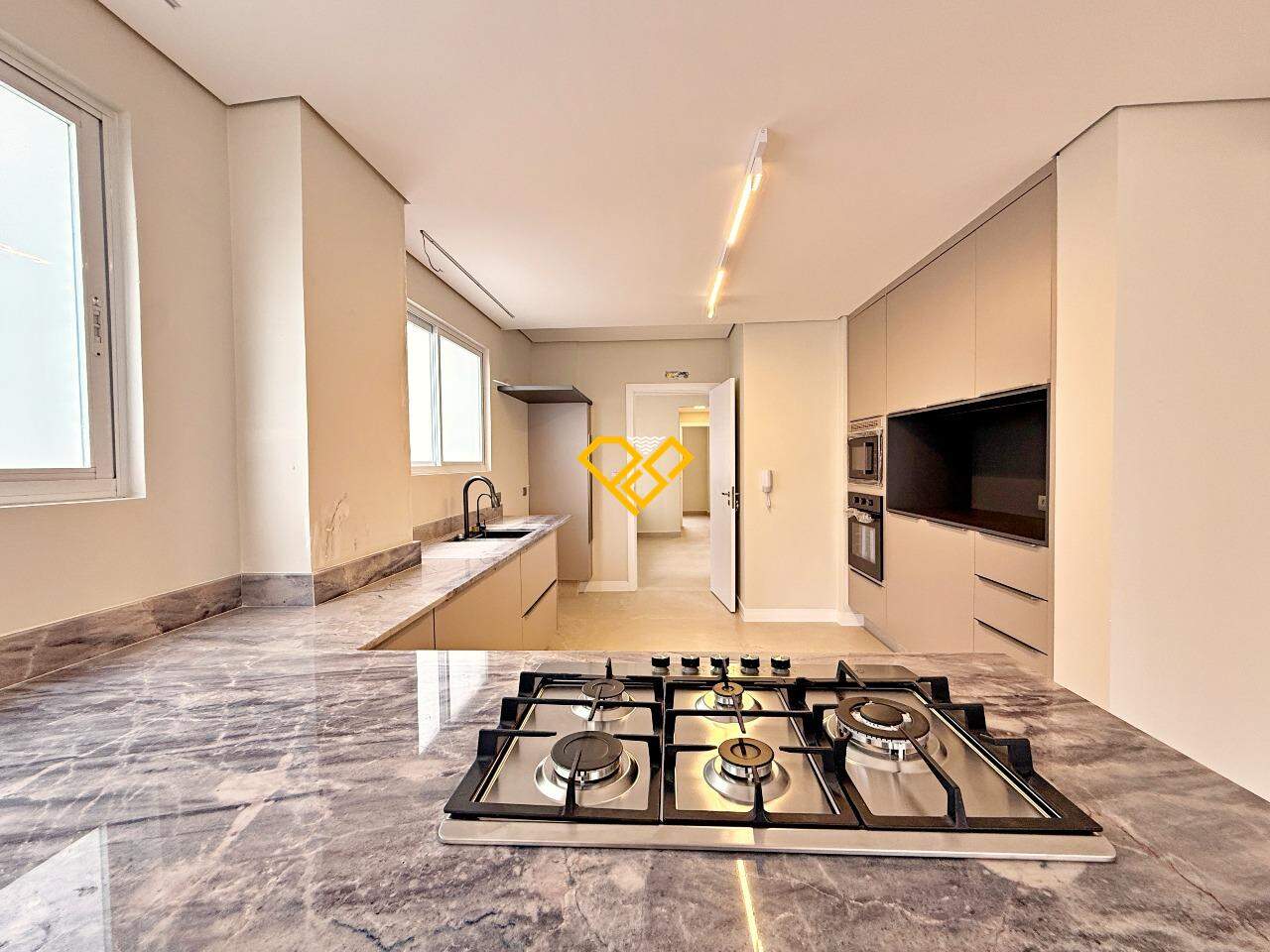 Apartamento à venda no Gonzaga: Cozinha
