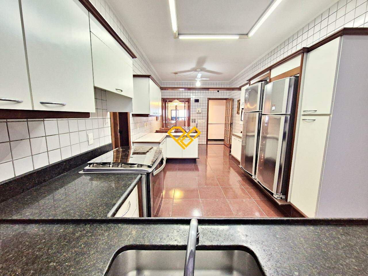 Apartamento à venda no Gonzaga: Cozinha