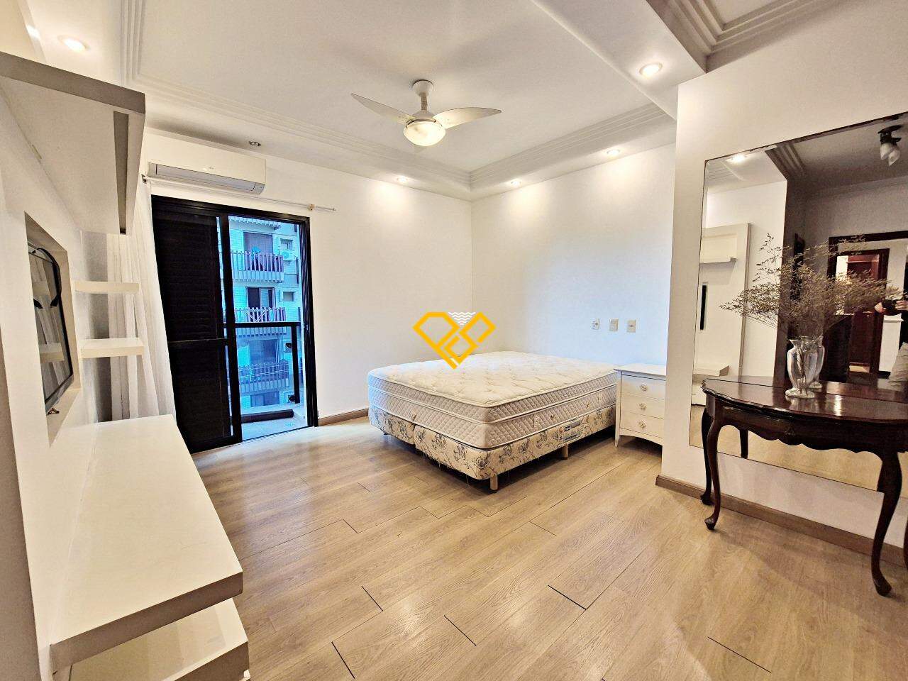 Apartamento à venda no Gonzaga: Suíte 1