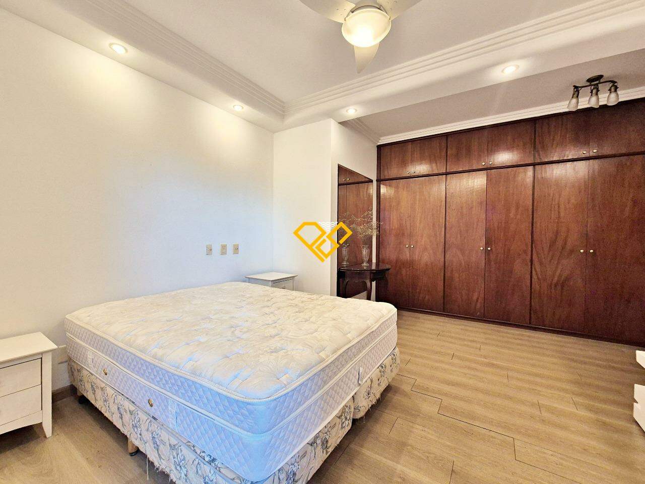 Apartamento à venda no Gonzaga: Suíte 1