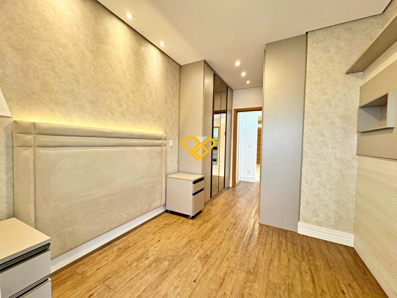 Apartamento à venda no Campo Grande: Suíte 1