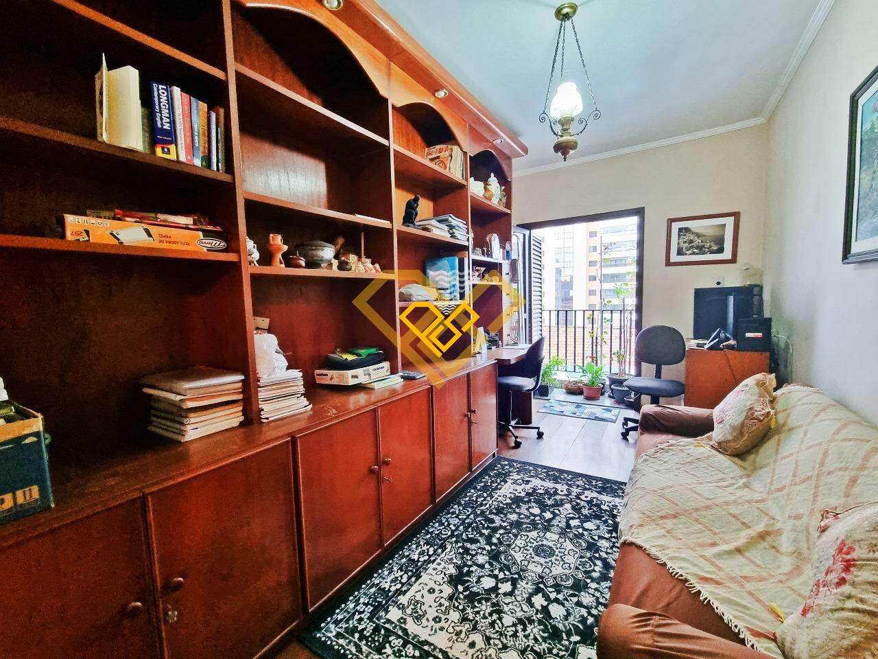 Apartamento à venda no Ponta da Praia: Sala de estar