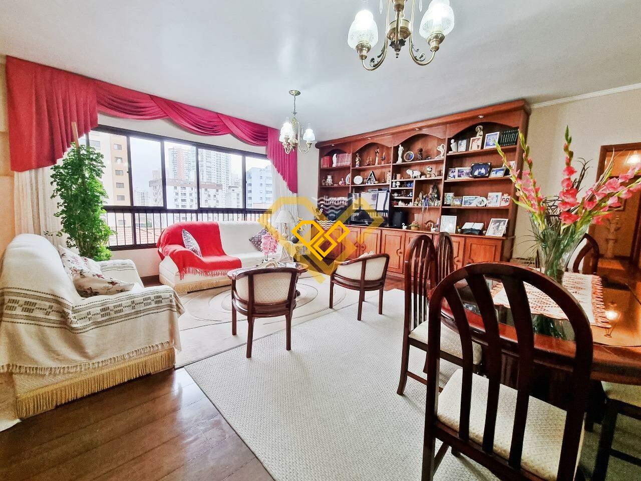 Apartamento à venda no Ponta da Praia: Sala