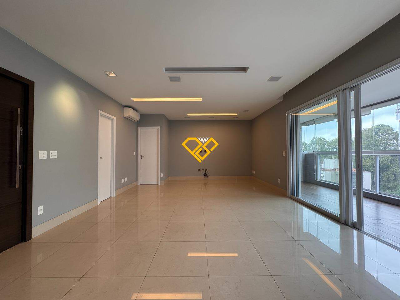 Apartamento à venda no Embaré: Sala