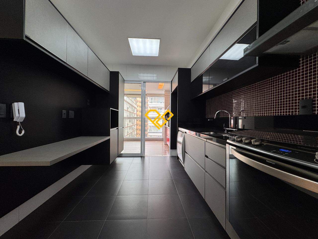 Apartamento à venda no Embaré: cozinha