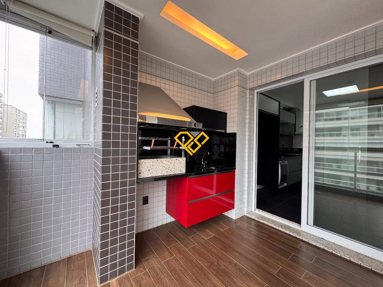 Apartamento à venda no Embaré: Varanda