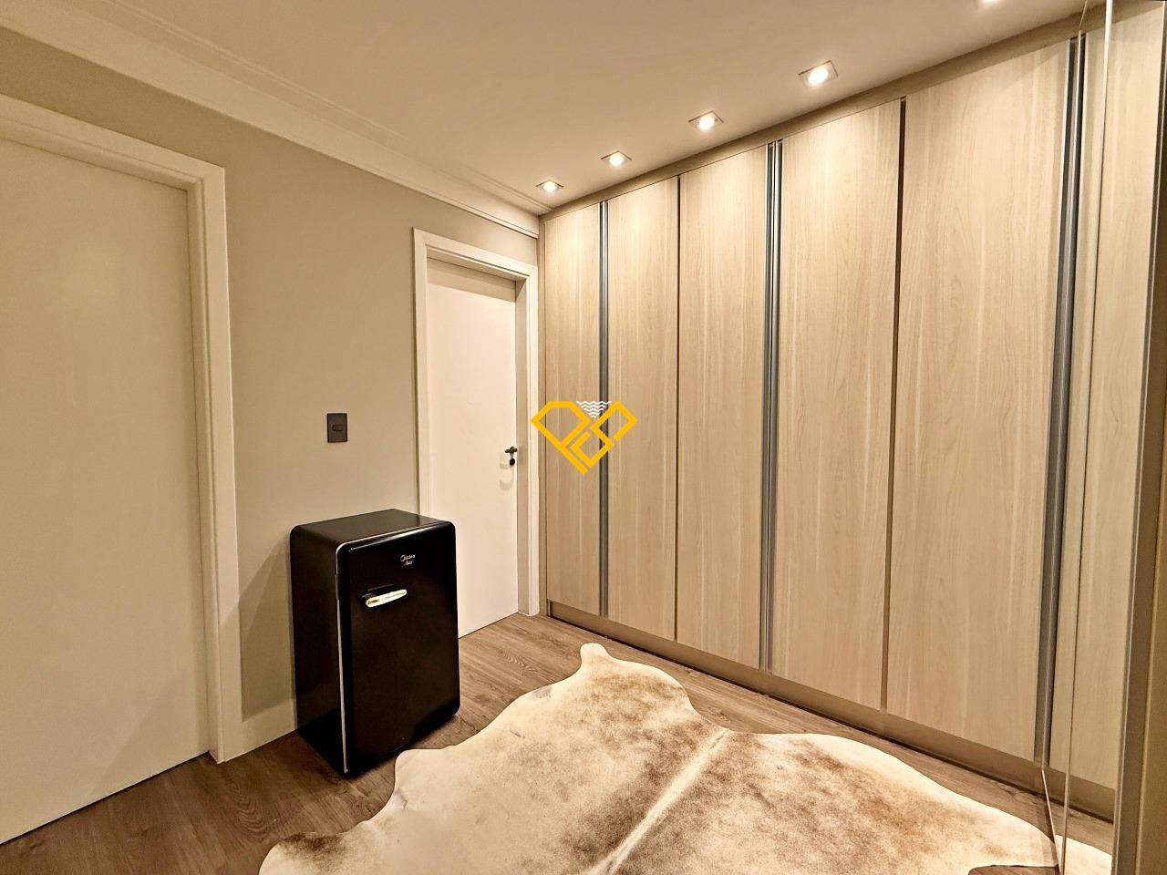 Apartamento à venda no Boqueirão: sala íntima