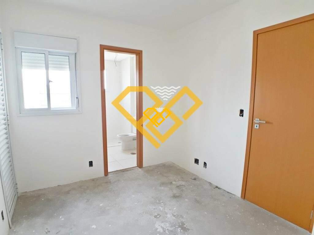 Apartamento à venda no Embaré: Depend|ência