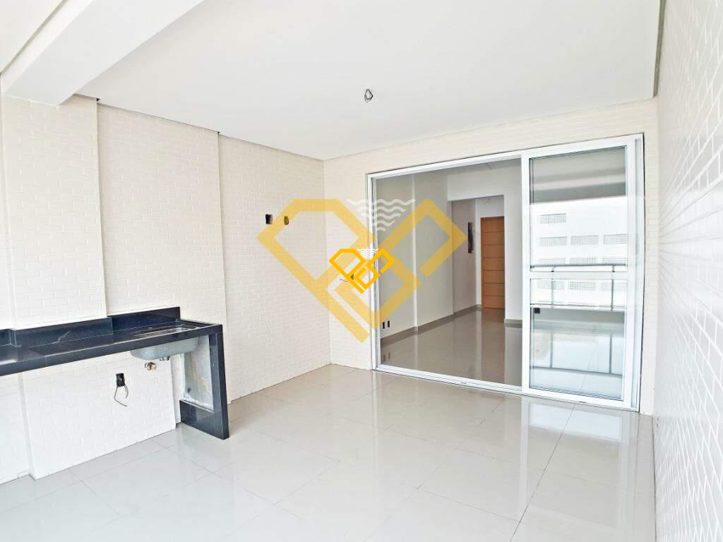 Apartamento à venda no Embaré: Varanda