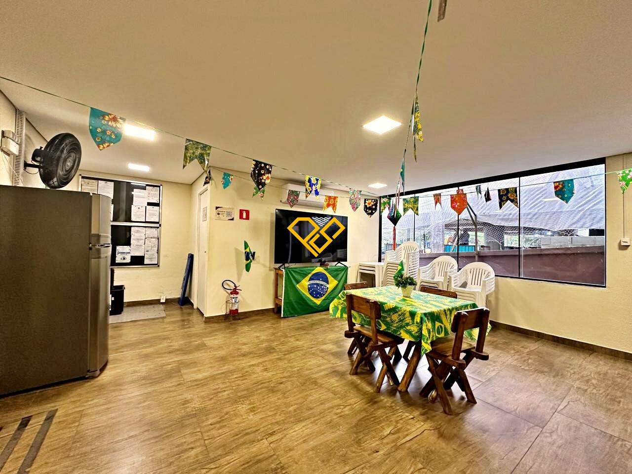 Apartamento à venda no Gonzaga: Lazer - salão de festas