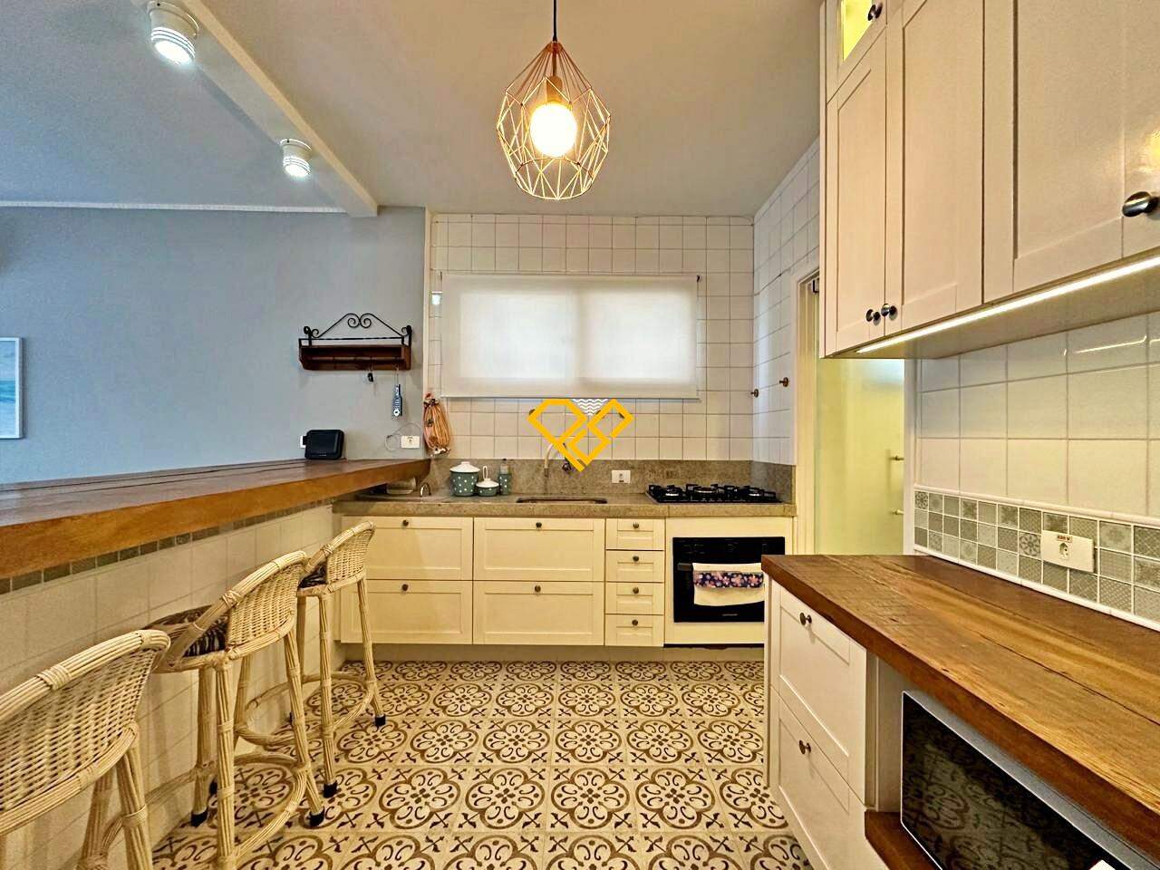 Apartamento à venda no Gonzaga: Cozinha