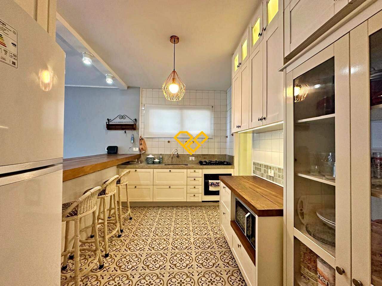 Apartamento à venda no Gonzaga: Cozinha