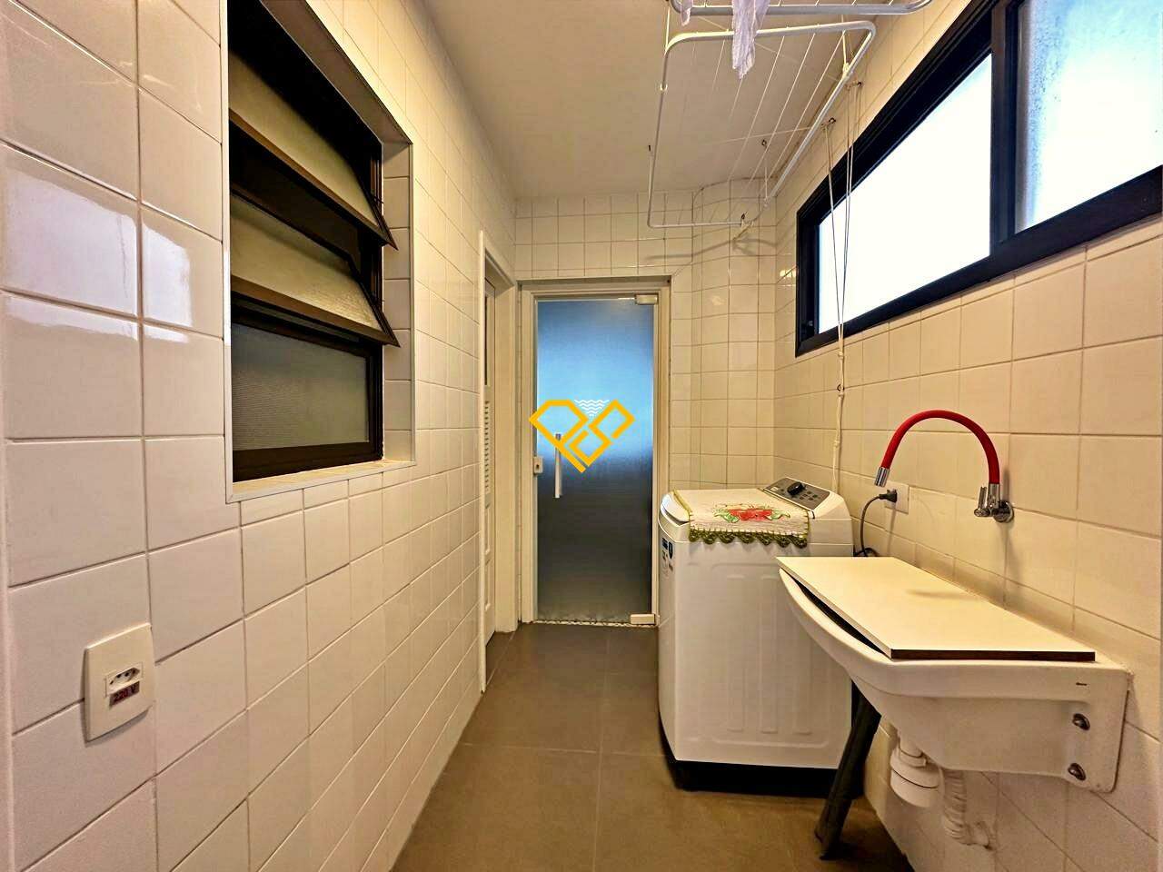 Apartamento à venda no Gonzaga: Área de serviço