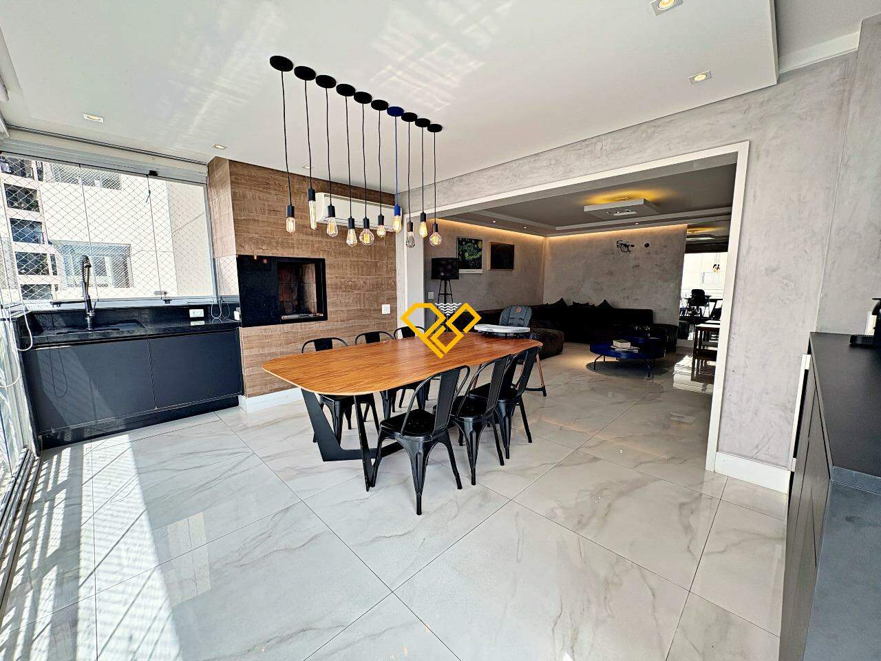 Apartamento à venda no Marapé: Varanda com churrasqueira