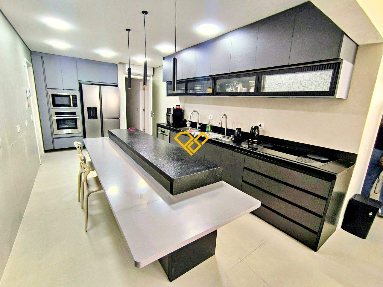 Apartamento à venda no Aparecida: Cozinha