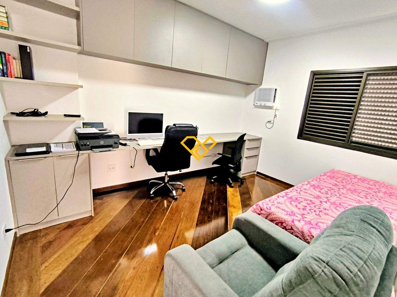 Apartamento à venda no Aparecida: Dormitório 4