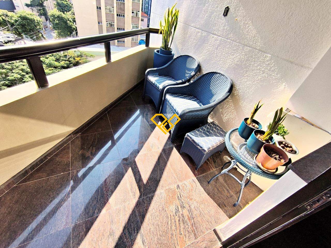 Apartamento à venda no Aparecida: Varanda