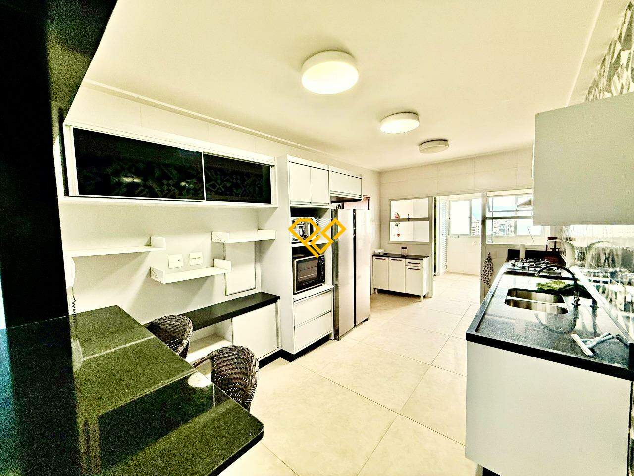 Apartamento à venda no Aparecida: Cozinha
