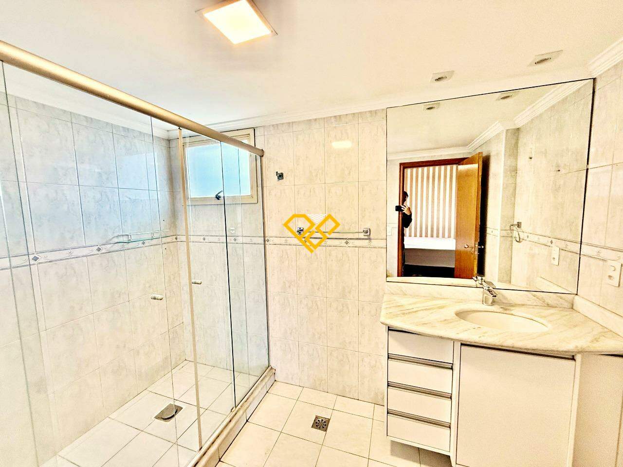 Apartamento à venda no Aparecida: Wc suíte 3