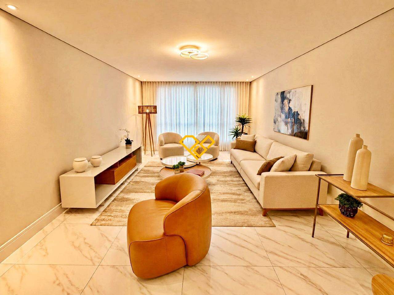 Cobertura à venda no Ponta da Praia: Sala 1° andar
