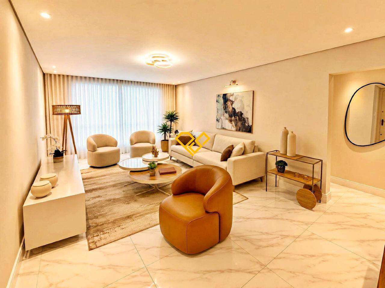 Cobertura à venda no Ponta da Praia: Sala 1° andar