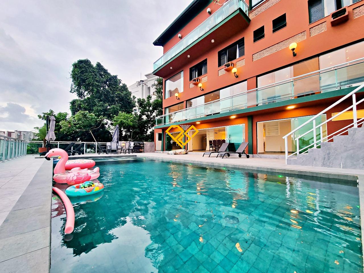 Casa à venda no Santa Terezinha: 