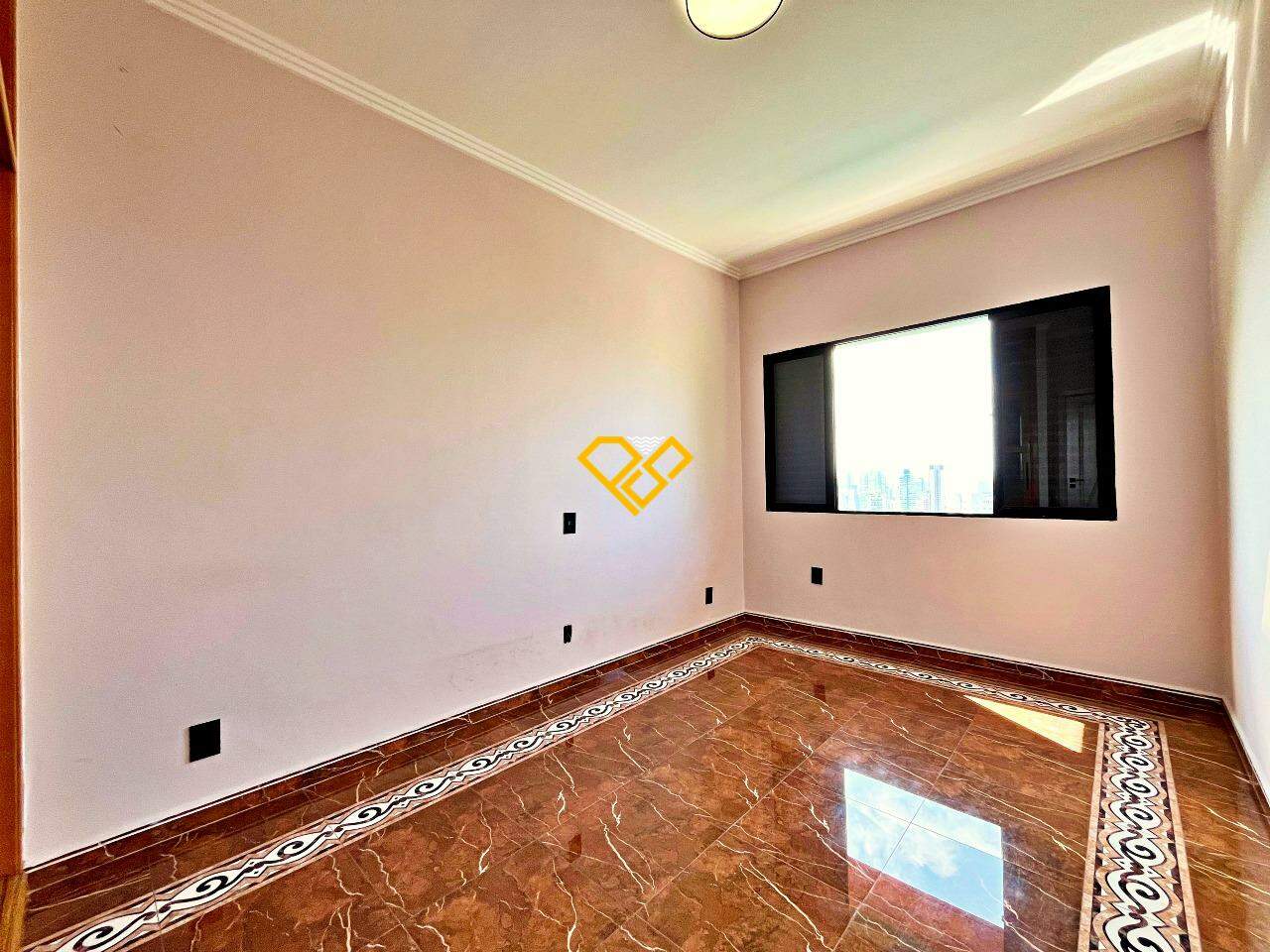 Casa à venda no Santa Terezinha: Dormitório 5