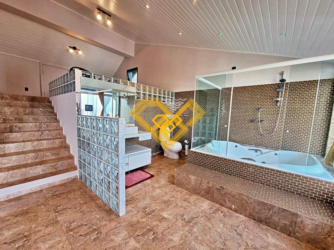 Casa à venda no Santa Terezinha: Wc Suíte 2